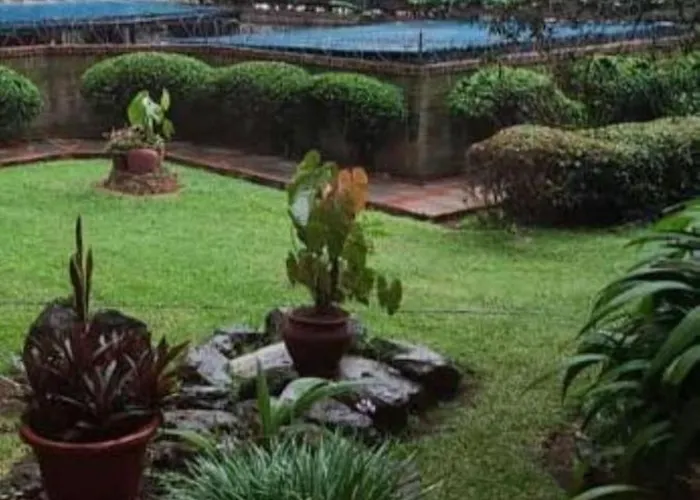 Longonot Place Serviced Apartment-Nairobi, City Centre Cbd